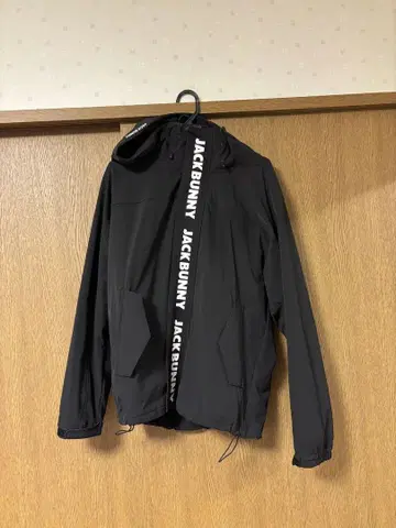 잭 버니 블랙 마운틴 파카