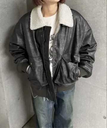 보아 안감 인조 가죽 블루종