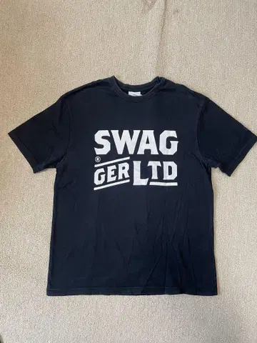 스와거 SWAGGER 블랙 T셔츠 L 사이즈