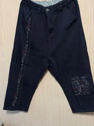 자수 장식 다크 블루 데님 팬츠 사이즈 3