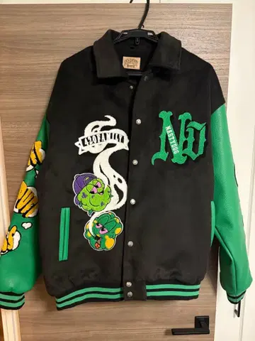 NASTYDOG 바시티 자켓 블랙 그린 사이즈 XL