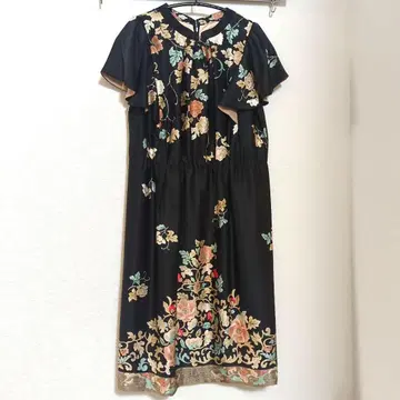 SunaUna 꽃무늬 원피스 블랙