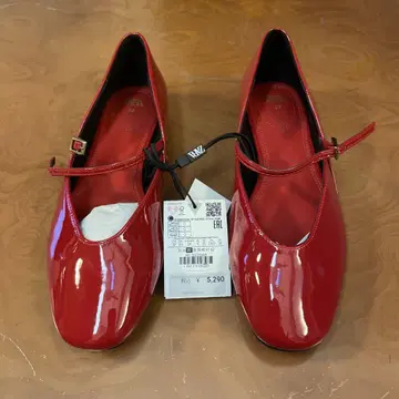 ZARA 플랫슈즈 37 빨간색