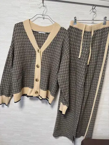 여성용 니트 셋업