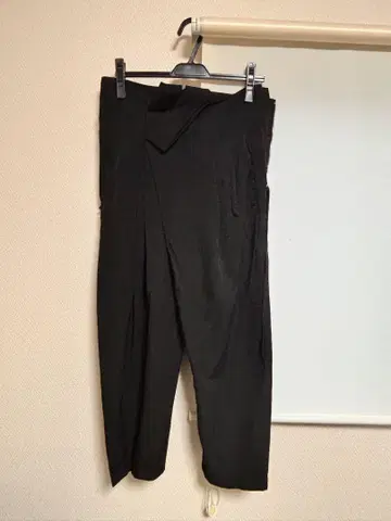 BEDFORD 블랙 와이드 팬츠