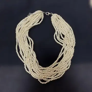 BEAMS 15줄 화이트 펄 목걸이