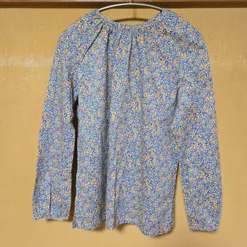 A.P.C. 리버티 플라워 프린트 긴팔 셔츠 38
