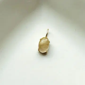 [ cui-cui ] K10YG 루틸 쿼츠 오벌 참