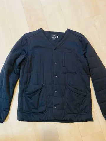 Snow Peak 블랙 다운 자켓