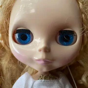 브라이스 인형 금발 파란 눈 드레스 포함