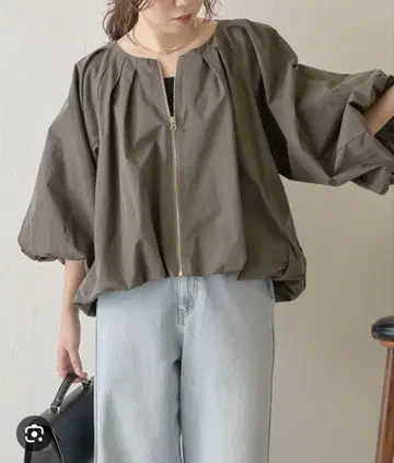 개럴개런트 제나 턱벌룬 자켓 카키