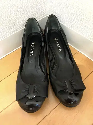 DIANA 다이애나 펌프스 로우힐 블랙 25cm