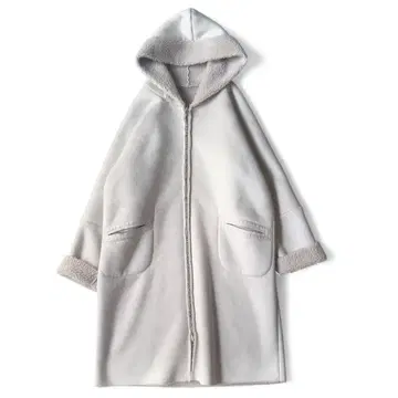 컨디션 최상 루 앤드레아 Mouton Fake Hood Coat 프랑스제