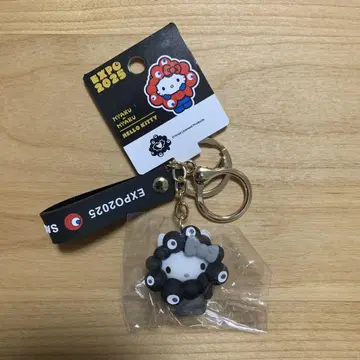 만박 산리오 블랙 미야쿠미야쿠 변신 키링 헬로키티