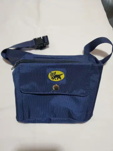 숄더백 웨스트 파우치 쿠로네코 야마토 외부 포켓 포함