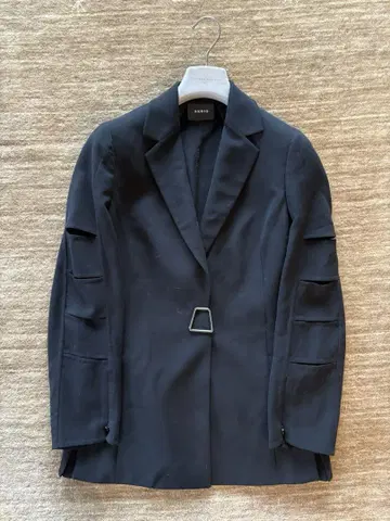아크리스 AKRIS 블랙 울 자켓