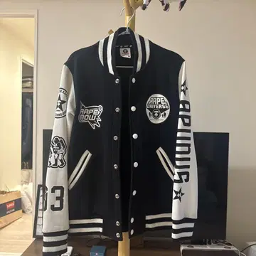 Aape 바시티 자켓 블랙/화이트 S