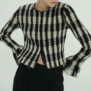 CLANE SHIRRING DESIGN BLOUSE