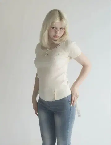 [미사용 새상품] andmary Lacey mary 로고 탑