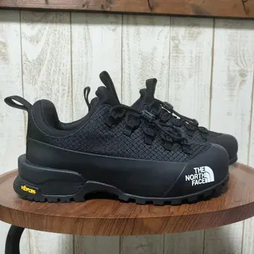 THE NORTH FACE 아웃도어 신발 블랙 미사용 새상품 23cm