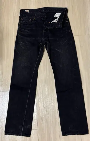 모모타로 진즈 출진 블랙 데님 스트레이트 B0205SP