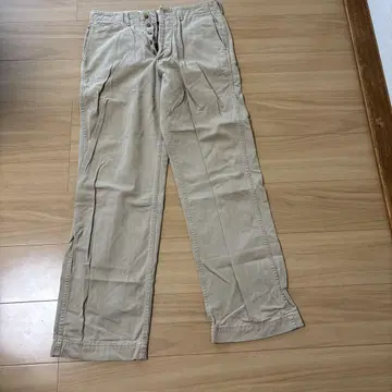 ALPHA INDUSTRIES 베이지 치노 팬츠 버튼 플라이 32
