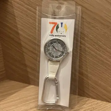 미피 70주년 기념 시계