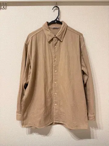AURALEE 베이지 긴팔 셔츠 size3