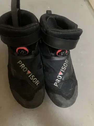 PROVISOR 스파이크 슈즈 블랙 다이와