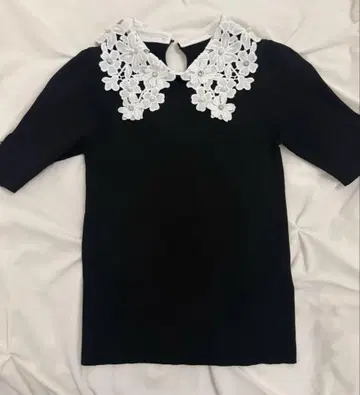 tocco 레이스 옷깃 리브 니트