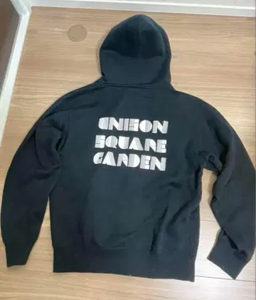 UNISON SQUARE GARDEN 후드티