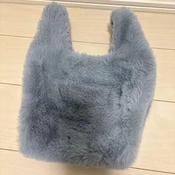CLOUDY 퍼 백 블루