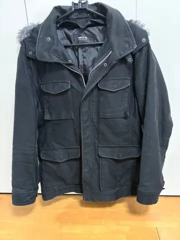 꼼가이즘 후드 부착 코트 블랙