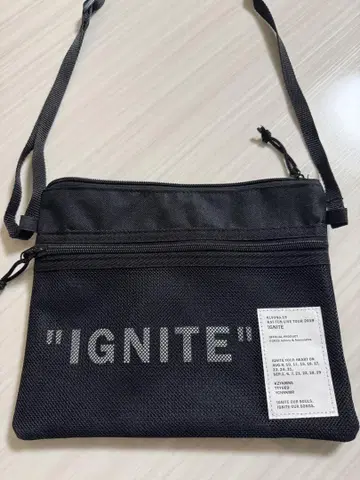 KAT-TUN LIVE TOUR 2019 IGNITE 파우치 사코슈
