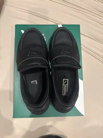 Puma 블랙 로퍼 슬립온