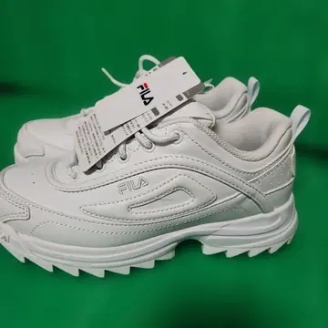 FILA 통굽 화이트 스니커즈 22.0cm