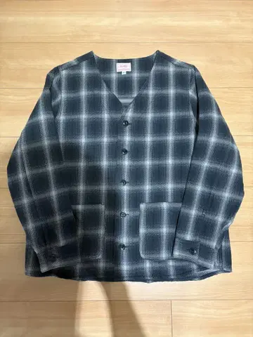 BIG MIKE 체크 가디건