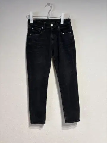 RED CARD Slim tapered 30th Anniversary