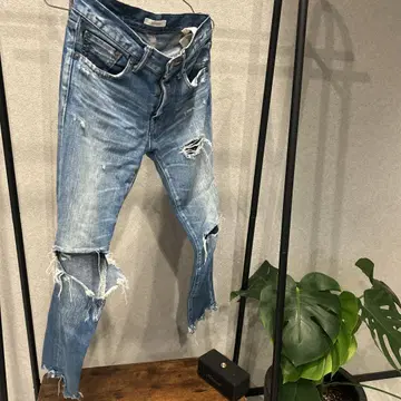 MOUSSY 데미지 데님 청바지 25
