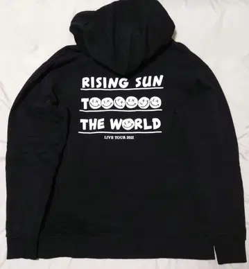 RISING SUN TO THE WORLD 후디