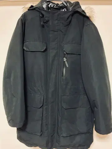 [ 새상품급 ] UNIQLO 유니클로 퍼 달린 블랙 다운 자켓 XL