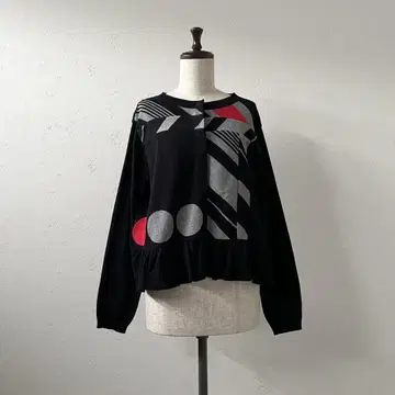 TOKUKO 1er VOL 밑단 프릴 가디건 블랙