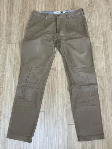 LACOSTE 슬림핏 브라운 치노 팬츠 FR 40 US32