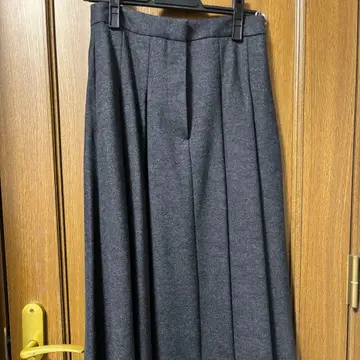 띠어리 럭스 울 혼방 스커트