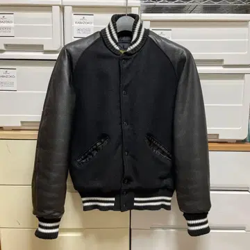 미국제 락 크릭 ROCKCREEK 바시티 자켓 스쿠컴
