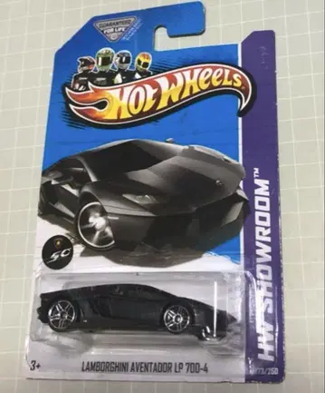새상품 람보르기니 아벤타도르 HOT WHEELS 무광 블랙