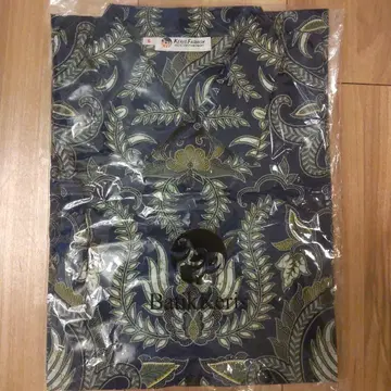 바틱 Batik Keris 반팔 S 사이즈