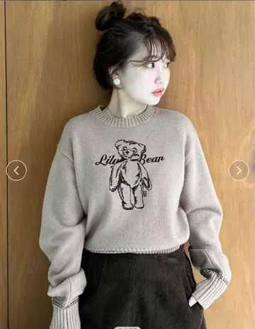 Lily Bear 자수 니트탑