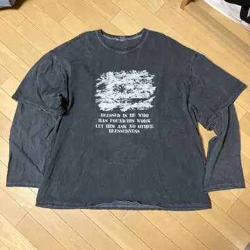 [ Chikashitsu + ] 레이어드 그래픽 프린트 긴팔 T셔츠