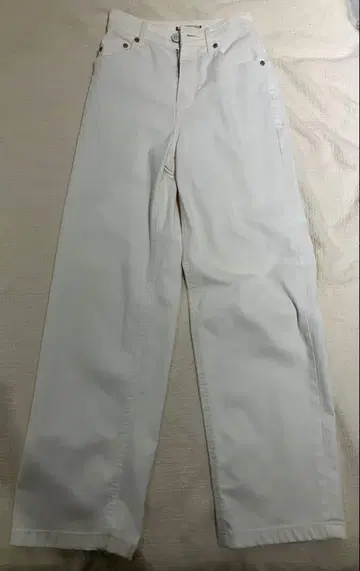 YaNuk 화이트 데님